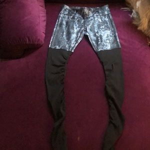 Alo Goddess Leggings! Like New